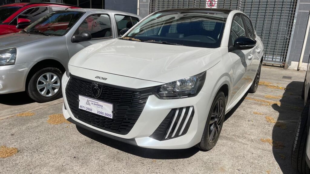 Peugeot 208 Allure Pack T200 CVT 2024