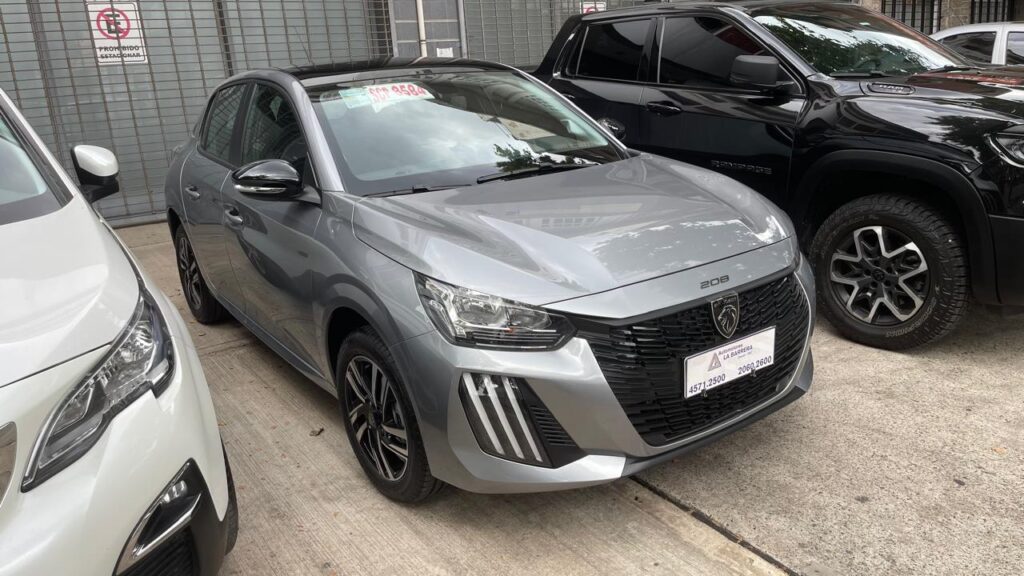Peugeot 208 Allure Pack 1.0 T200 CVT Año 2025