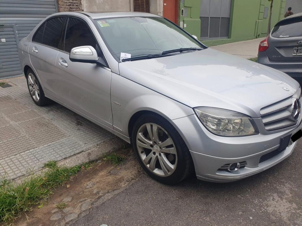 Mercedes Benz C200 Kompressor 2.0 Avantgarde Año 2008